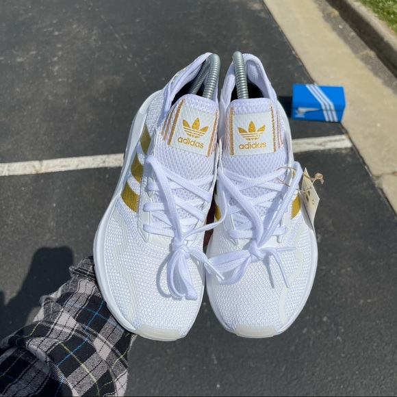 Adidas Runner - Picture 4 of 11